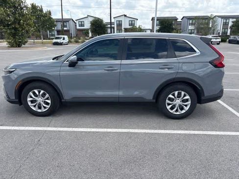 Used 2026 Honda CR-V LX image 2