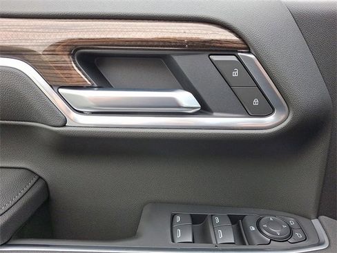 New 2025 Chevrolet Silverado 1500 RST w/ Dark Appearance Package image 9