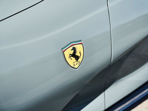 Used 2023 Ferrari 812 GTS RWD image 12