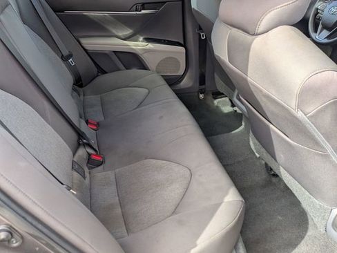 Used 2018 Toyota Camry L image 24