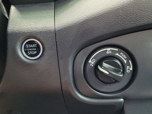 Used 2023 Nissan Frontier PRO-4X w/ Pro Convenience Package AWD/4WD image 27