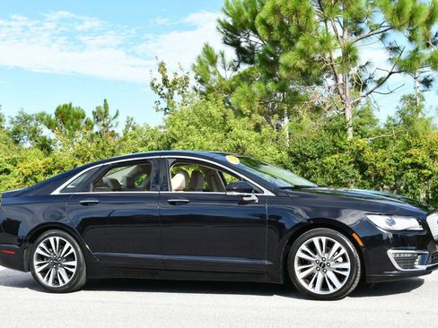 Used 2020 Lincoln MKZ Reserve image 33