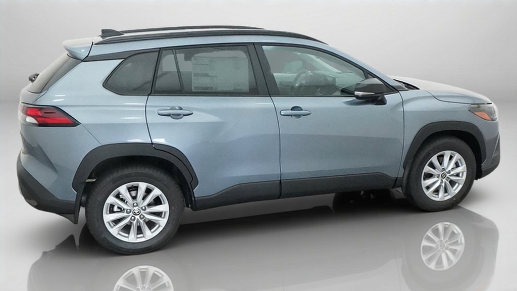 New 2026 Toyota Corolla Cross LE FWD image 13