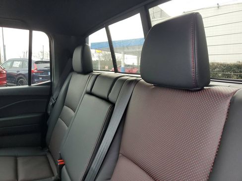 New 2026 Honda Ridgeline Black Edition image 9