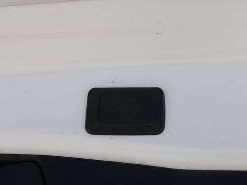 Certified 2024 Toyota RAV4 XSE w/ Weather Package AWD/4WD image 17