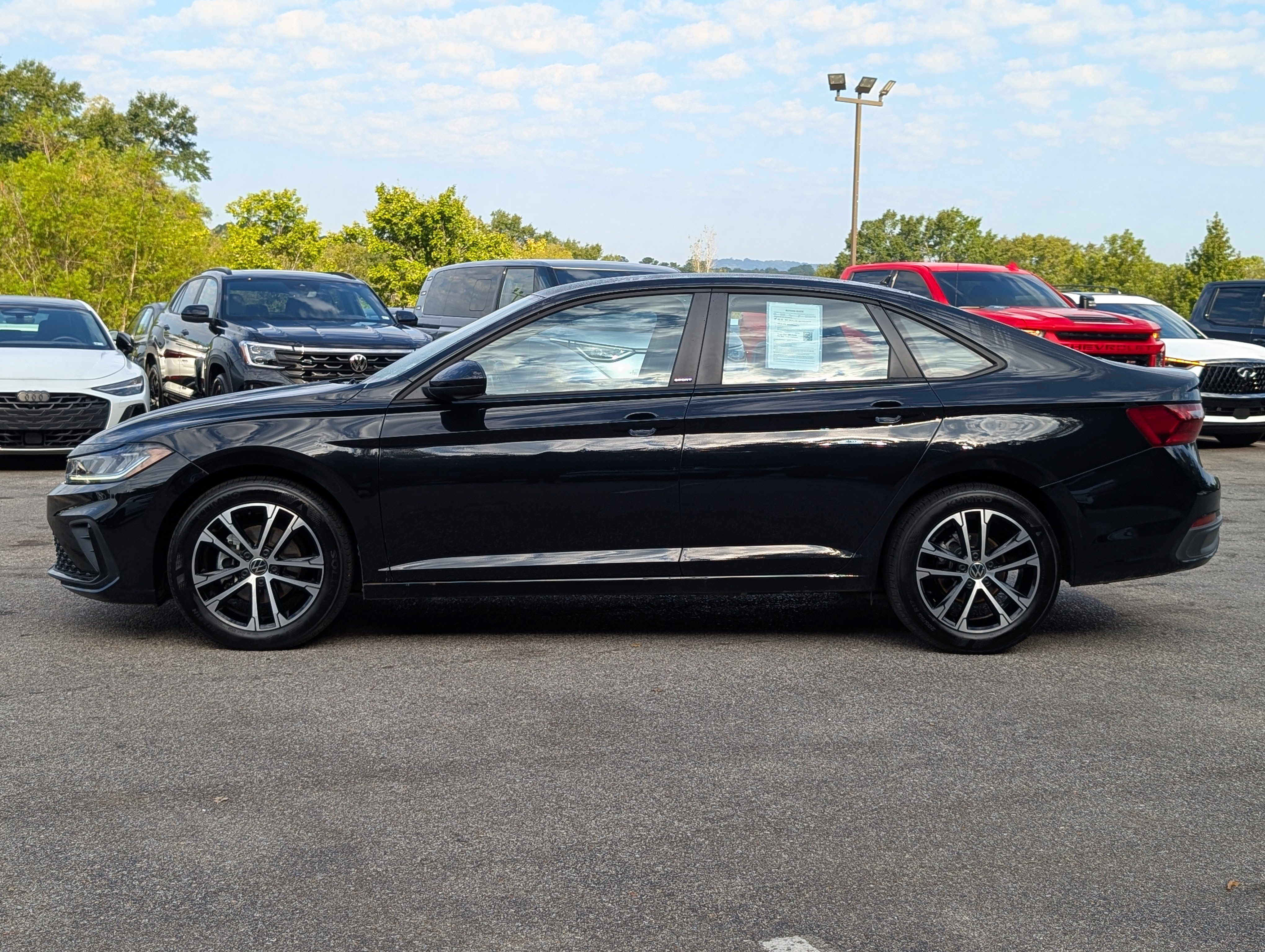 Used 2026 Volkswagen Jetta Sport FWD image 6