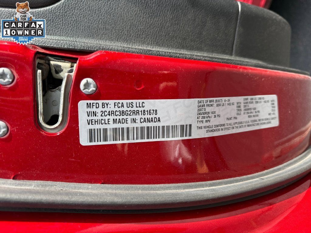 Used 2024 Chrysler Pacifica Touring-L w/ S Appearance Package AWD/4WD image 30