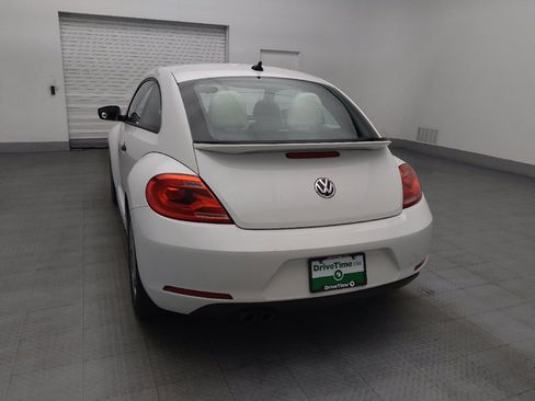 Used 2015 Volkswagen Beetle 1.8T Classic FWD image 6
