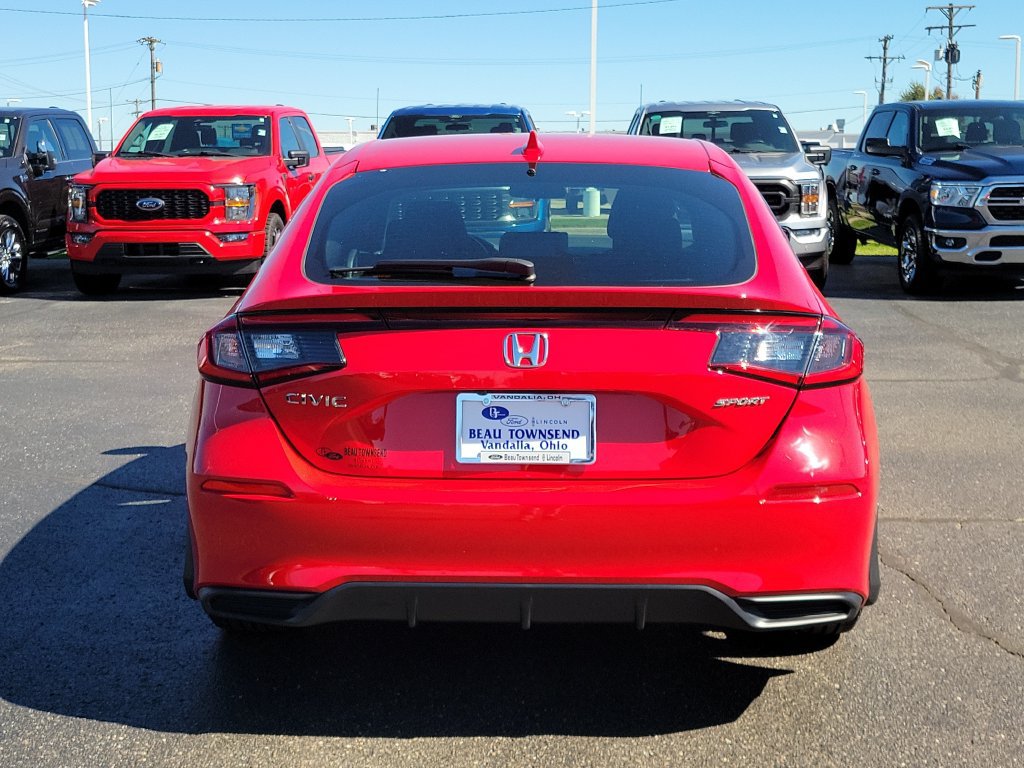 Used 2025 Honda Civic Sport image 5