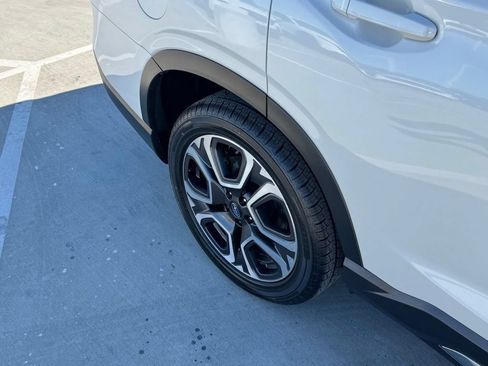 Used 2023 Subaru Ascent Limited w/ Technology Package AWD/4WD image 25