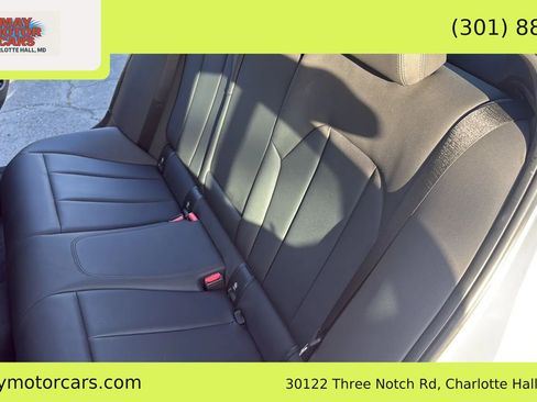 Used 2019 BMW 330i Sedan w/ Convenience Package RWD image 23
