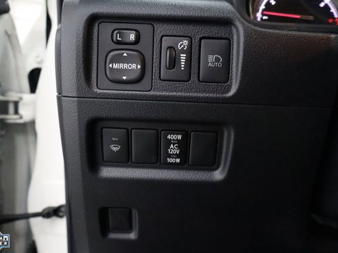 Used 2021 Toyota 4Runner Limited image 16