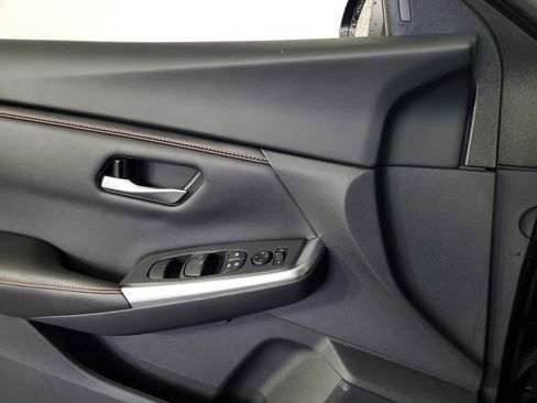 Used 2024 Nissan Sentra SR w/ Lighting Package image 28