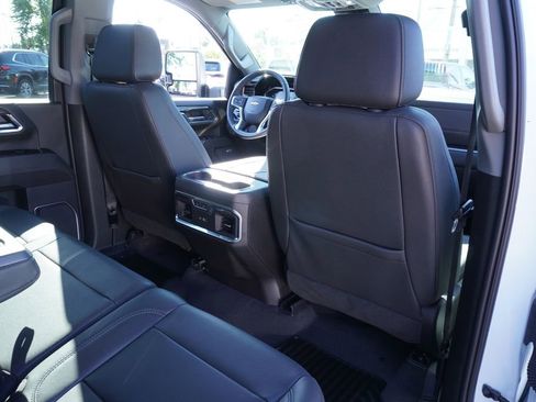 Certified 2024 Chevrolet Silverado 2500 LTZ w/ LTZ Convenience Package image 11