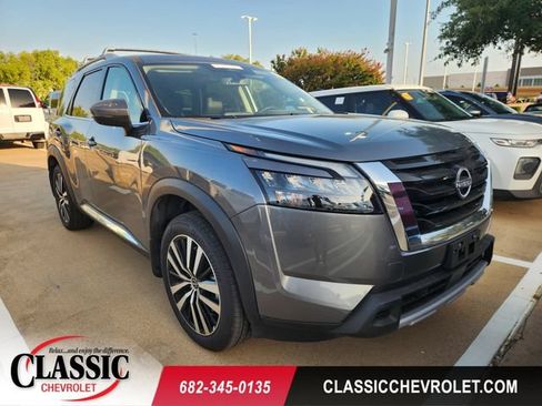 Used 2025 Nissan Pathfinder Platinum w/ Cargo Package FWD image 1
