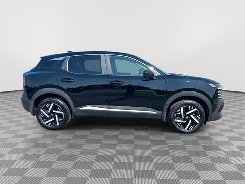 Certified 2025 Nissan Kicks SV FWD image 13