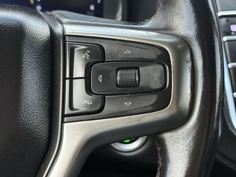 Used 2022 Chevrolet Tahoe LT w/ Luxury Package RWD image 13