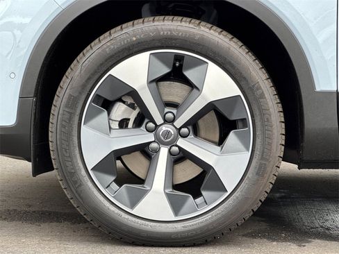 New 2026 Volvo XC40 B5 Plus w/ Protection Package Premier image 25