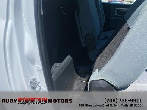 Used 2017 RAM 5500 Tradesman w/ Power & Remote Entry Group image 27