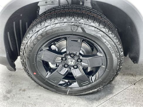 New 2026 Honda Ridgeline Black Edition image 10