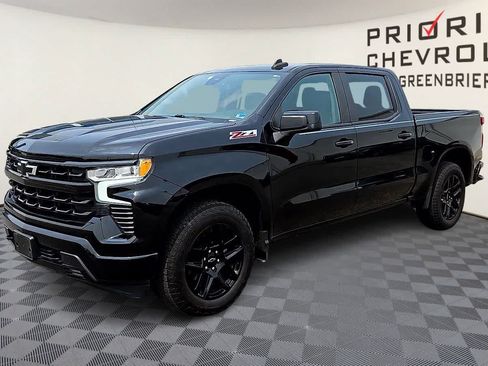 Used 2022 Chevrolet Silverado 1500 RST w/ Z71 Off-Road Package AWD/4WD image 4