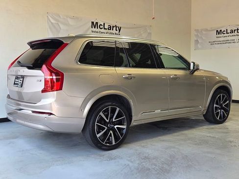 Certified 2023 Volvo XC90 B6 Plus AWD/4WD image 7