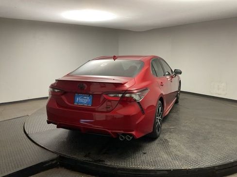 Used 2023 Toyota Camry SE FWD image 7