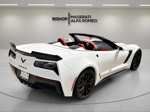 Used 2019 Chevrolet Corvette Z06 RWD image 3