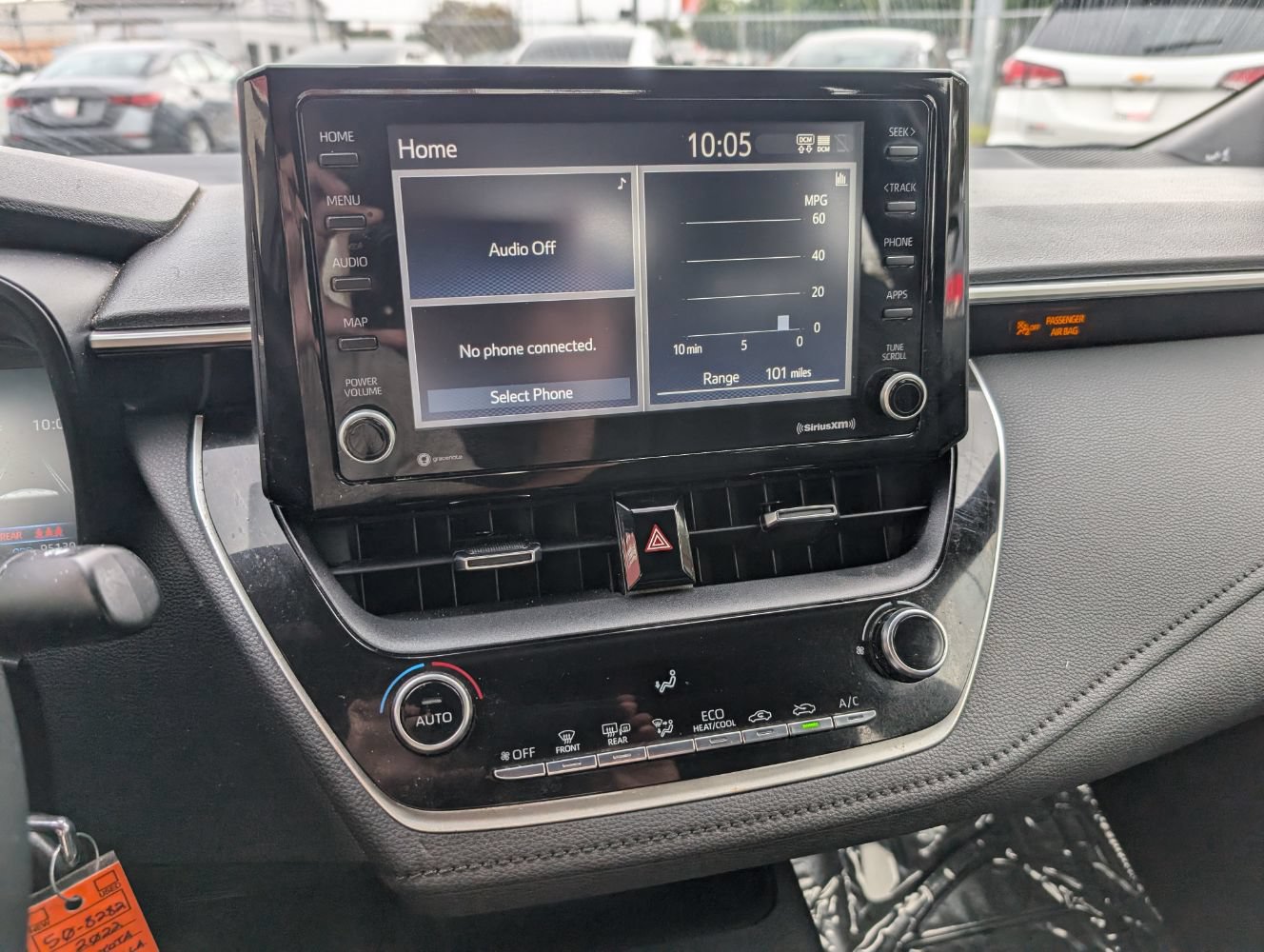 Used 2022 Toyota Corolla SE FWD image 22