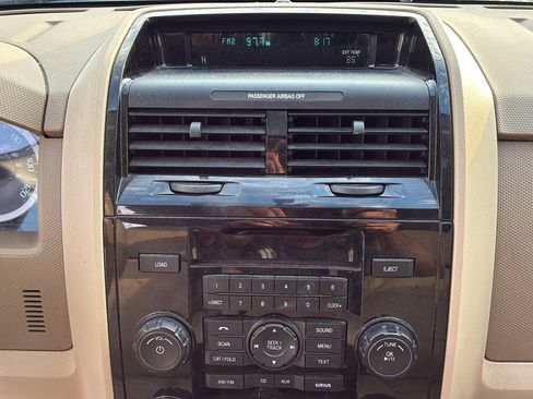 Used 2012 Ford Escape Limited FWD image 30