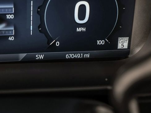 Used 2024 Ford F350 Platinum image 22