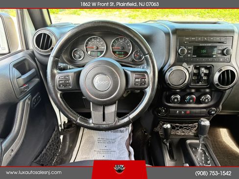 Used 2015 Jeep Wrangler Unlimited Sport w/ Quick Order Package 24S AWD/4WD image 20