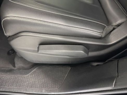 Used 2021 Jeep Grand Cherokee L Limited image 23