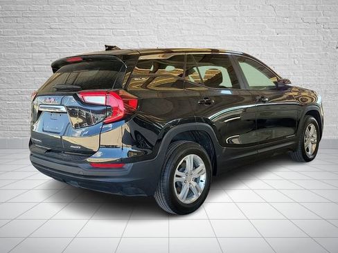 Used 2024 GMC Terrain SLE AWD/4WD image 3