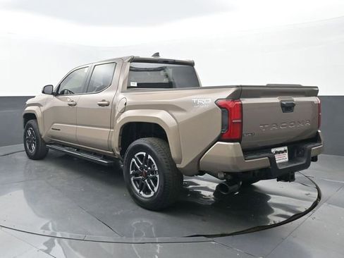 Used 2026 Toyota Tacoma TRD Sport RWD image 3