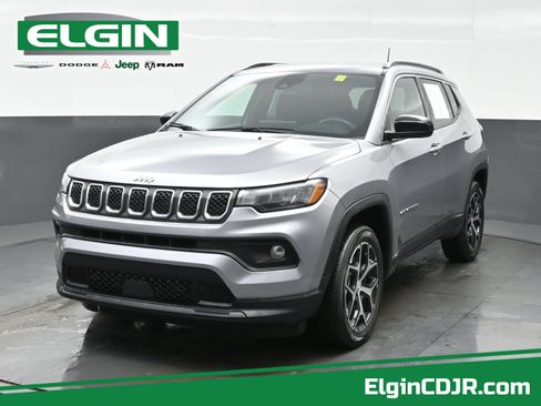 Used 2024 Jeep Compass Latitude AWD/4WD image 1