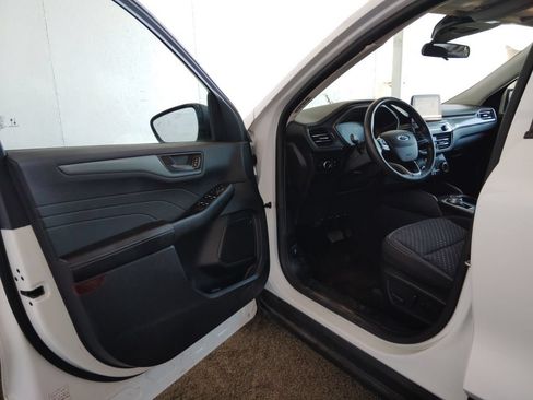 Used 2023 Ford Escape Active AWD/4WD image 19