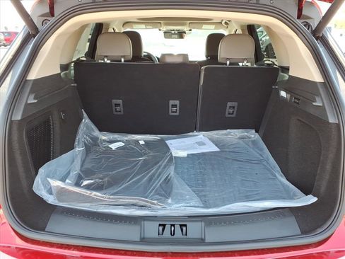 New 2025 Lincoln Corsair Reserve image 4