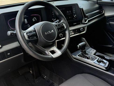 Used 2023 Kia Sportage LX FWD image 22