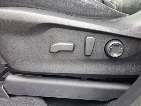 Used 2023 Subaru Ascent Touring image 35