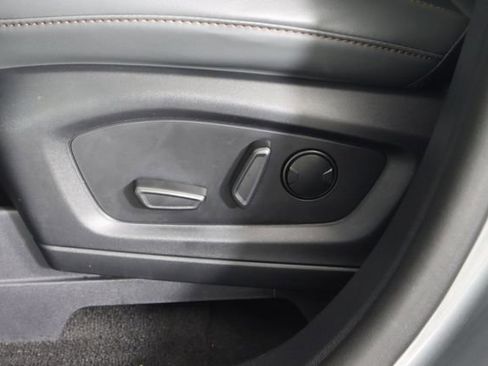 Certified 2025 Ford Explorer Active w/ Active Comfort Package image 38