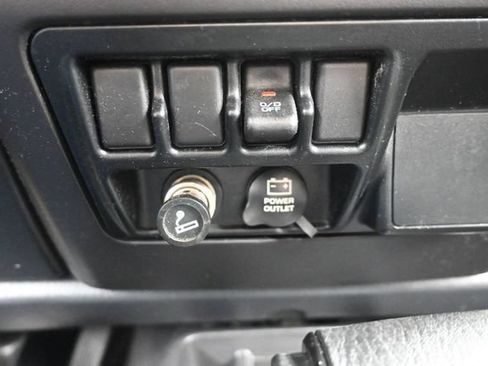 Used 2006 Jeep Wrangler X AWD/4WD image 25