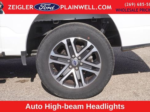 Used 2022 Ford F150 XLT w/ Trailer Tow Package image 9