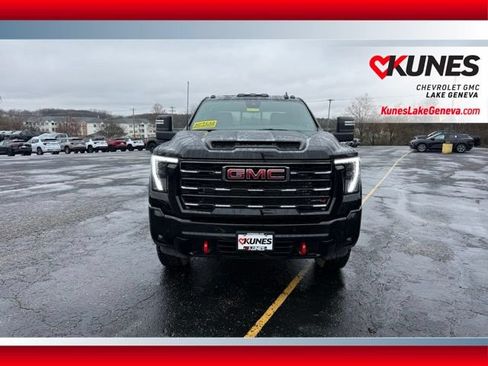 New 2026 GMC Sierra 2500 AT4 w/ AT4 Premium Plus Package AWD/4WD image 11
