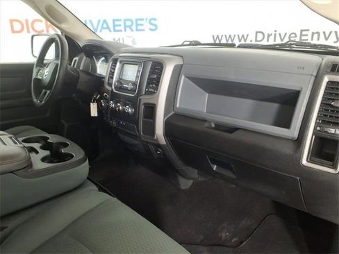 Used 2018 RAM 1500 Express image 21