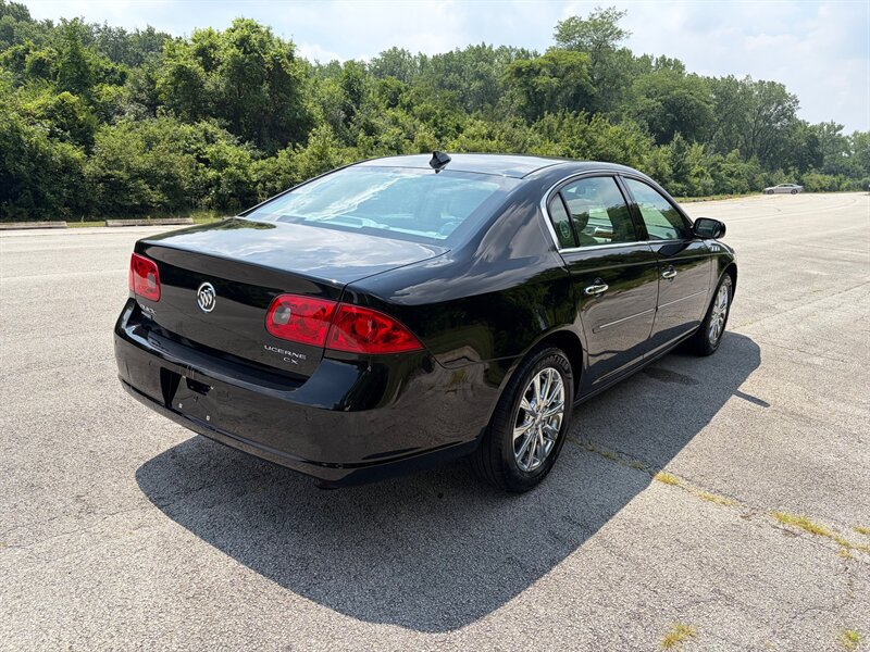 Used 2009 Buick Lucerne CXL FWD image 5