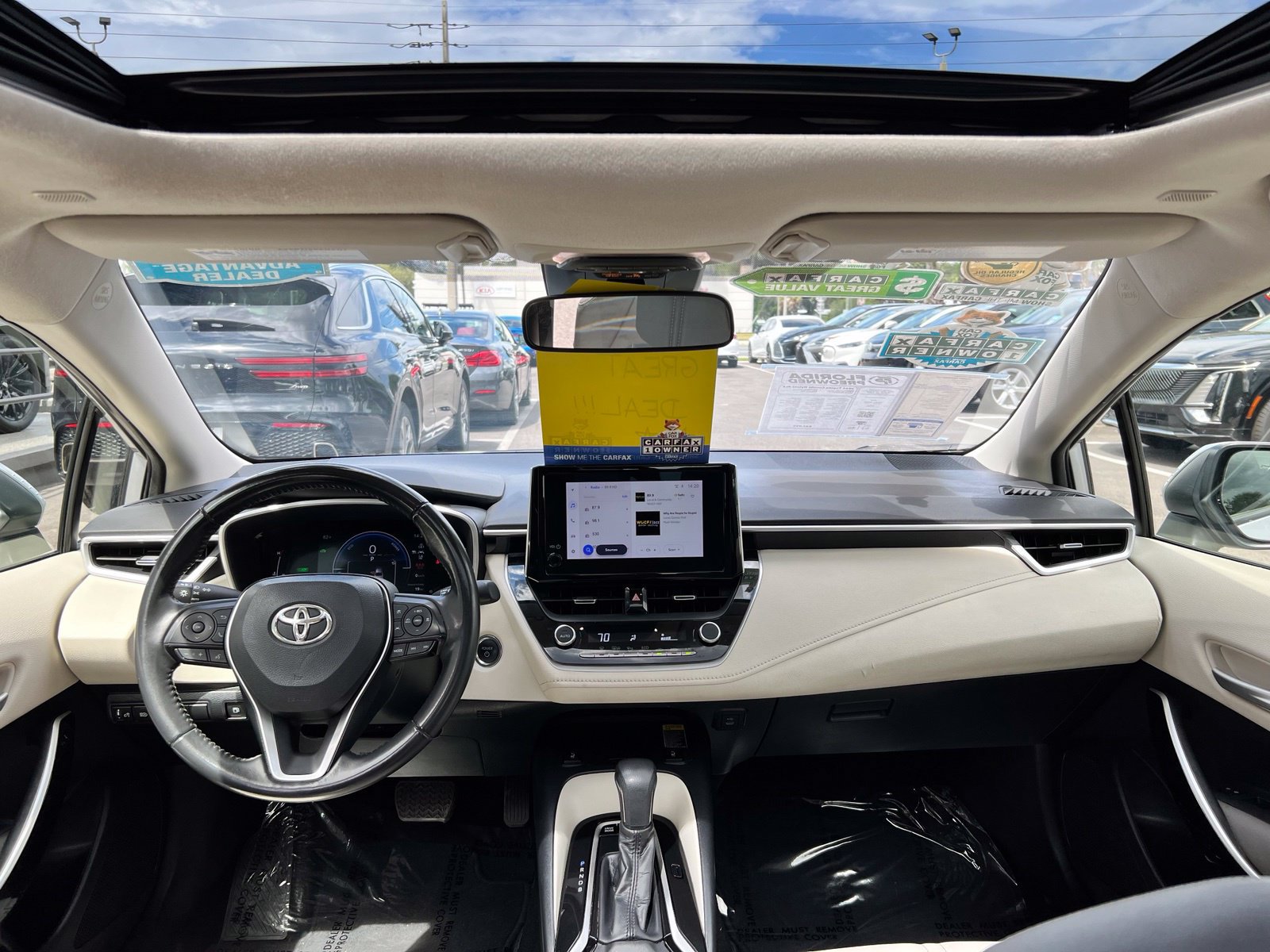 Used 2024 Toyota Corolla XLE FWD image 56