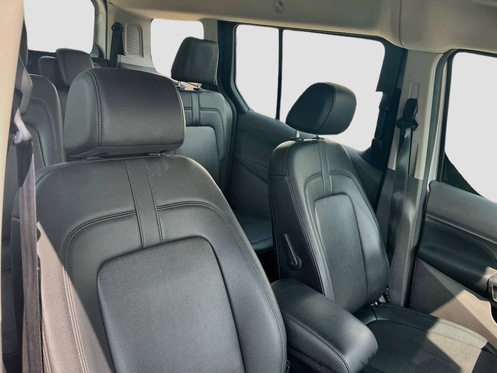Used 2022 Ford Transit Connect XL FWD image 27