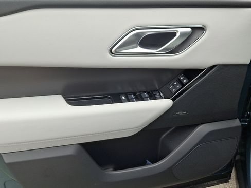 New 2026 Land Rover Range Rover Velar S AWD/4WD image 10