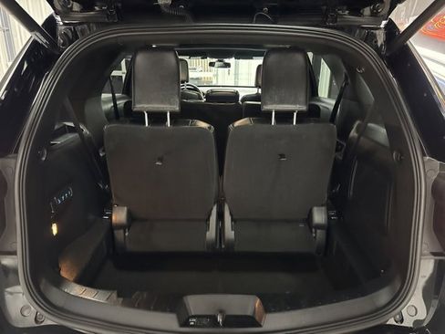 Used 2018 Ford Explorer Limited w/ Equipment Group 301A image 23